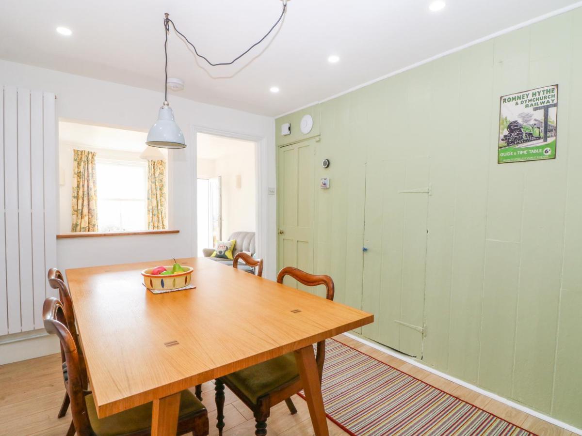 Kits Cottage Hythe  Bagian luar foto